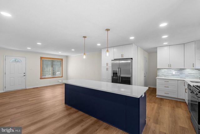 607 S ALDER AVE S, Sterling, VA 20164