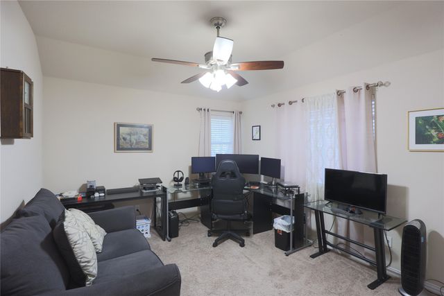 209 Park Meadows Drive, Euless, TX 76039