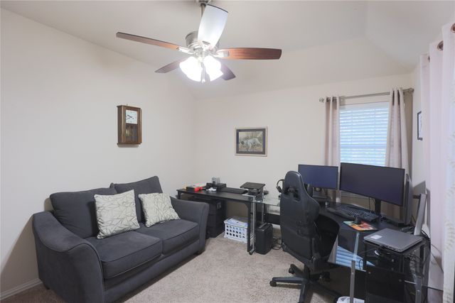 209 Park Meadows Drive, Euless, TX 76039