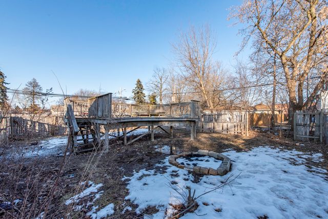 821 12th Street, North Chicago, IL 60064