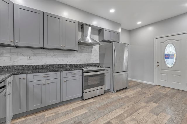 481 Market St, Beaver, PA 15009