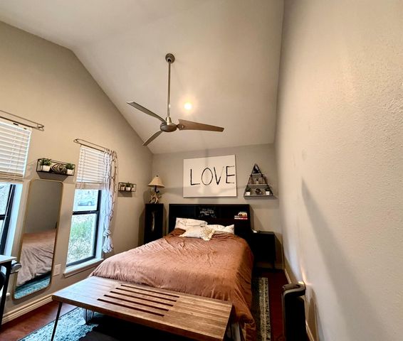 619 Franklin DR, San Marcos, TX 78666