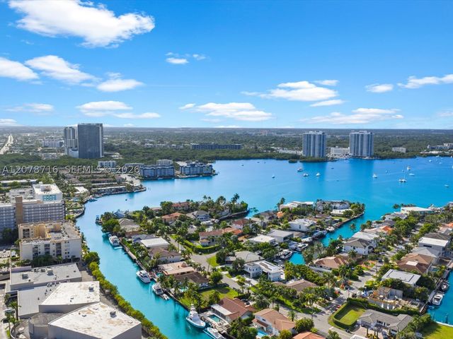 3030 NE 164th St, North Miami Beach, FL 33160