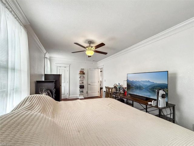 728 Beach RD, Hampton, VA 23664