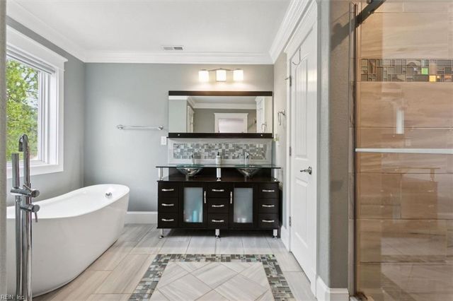 728 Beach RD, Hampton, VA 23664
