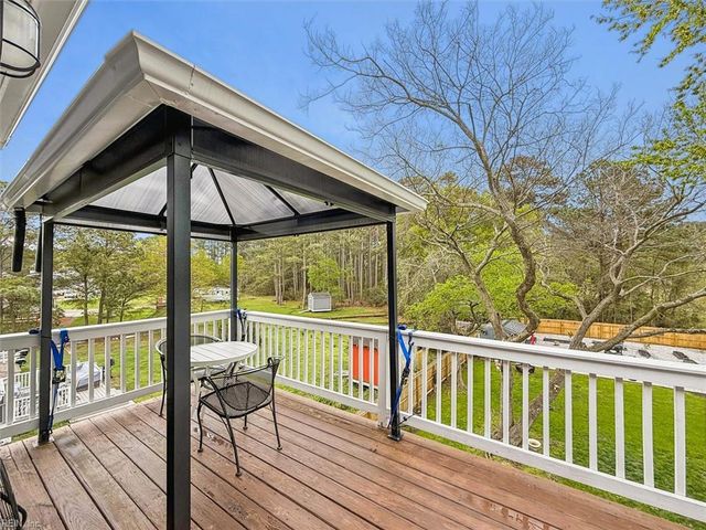 728 Beach RD, Hampton, VA 23664