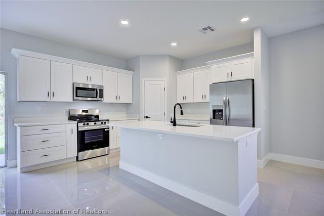 8059 Ancha Street, Sebring, FL 33872