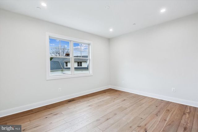 7303 POMANDER LN, Chevy Chase, MD 20815