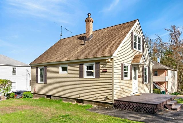 75 Connors St, Fitchburg, MA 01420