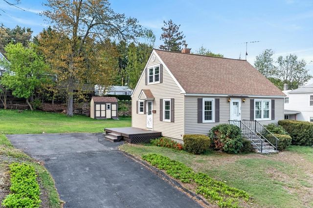 75 Connors St, Fitchburg, MA 01420