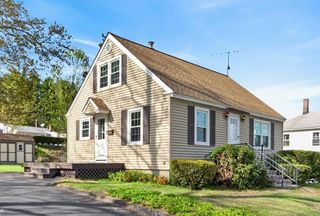 75 Connors St, Fitchburg, MA 01420