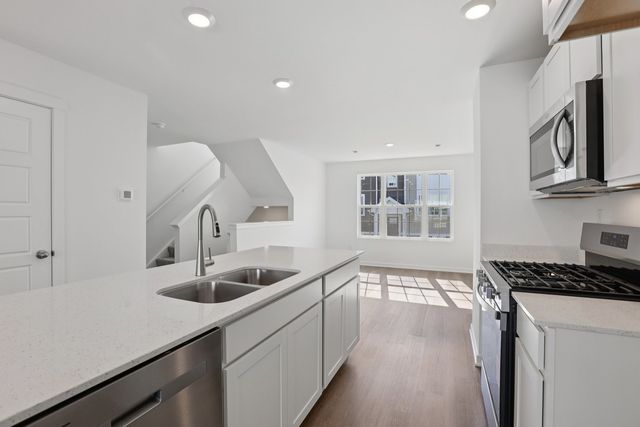 1437 Oakfield Lane, Pingree Grove, IL 60140