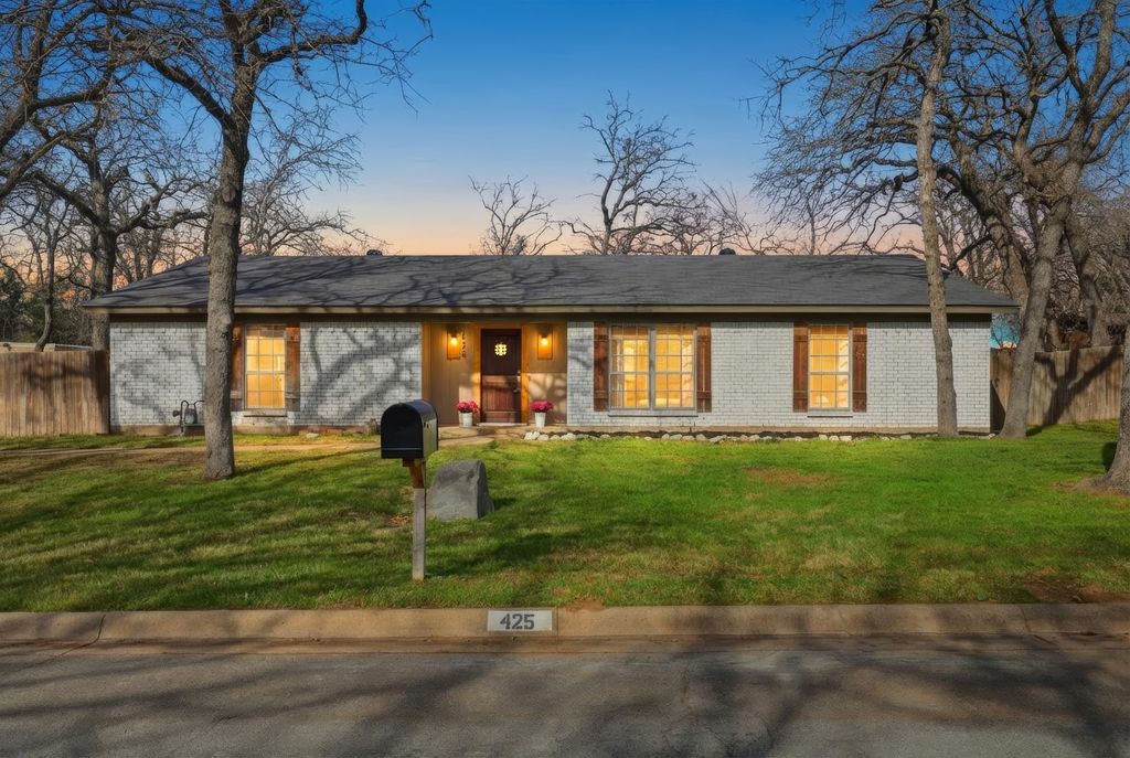 425 Marlin Lane, Keller, TX 76248