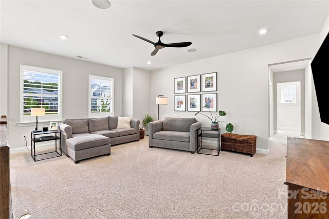 408 Fern Leaf Court, Belmont, NC 28012