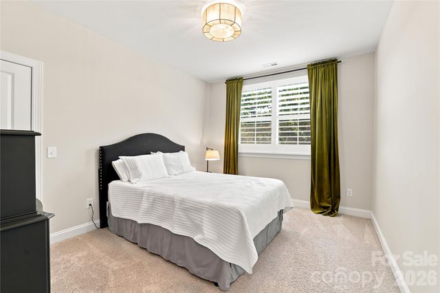 408 Fern Leaf Court, Belmont, NC 28012