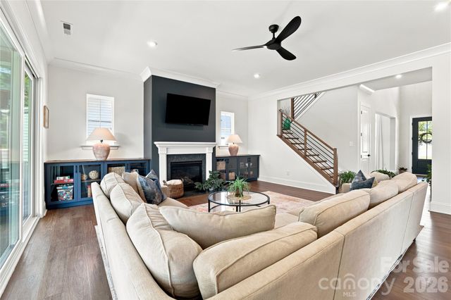 408 Fern Leaf Court, Belmont, NC 28012