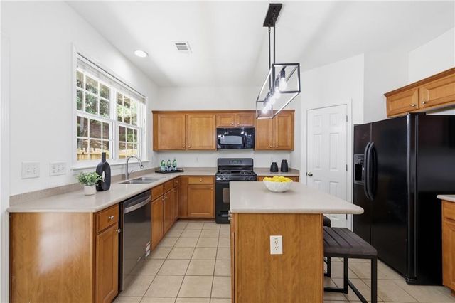 2225 Vistoria Drive, Cumming, GA 30041