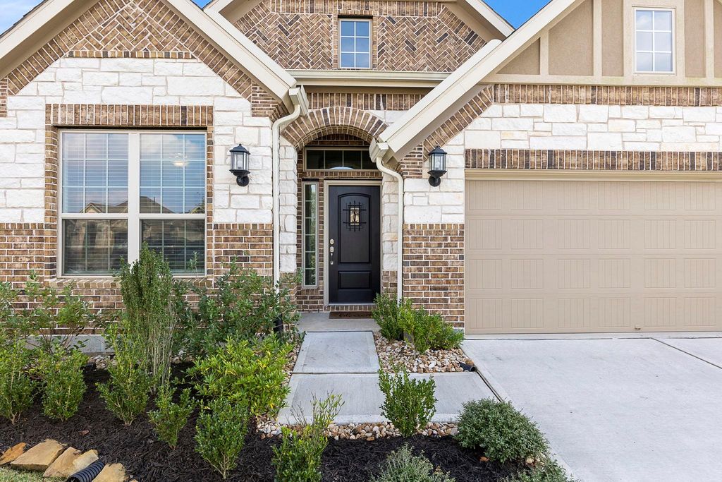 2611 Bright Rock Lane, Conroe, TX 77304