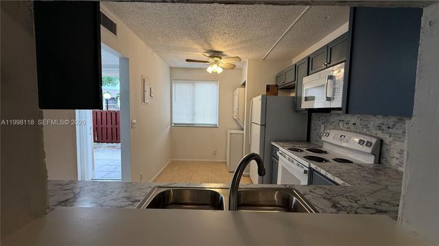 7901 Southgate Blvd C5, North Lauderdale, FL 33068