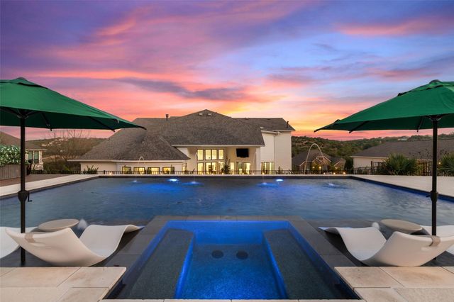 302 Lodestone LN, Austin, TX 78738