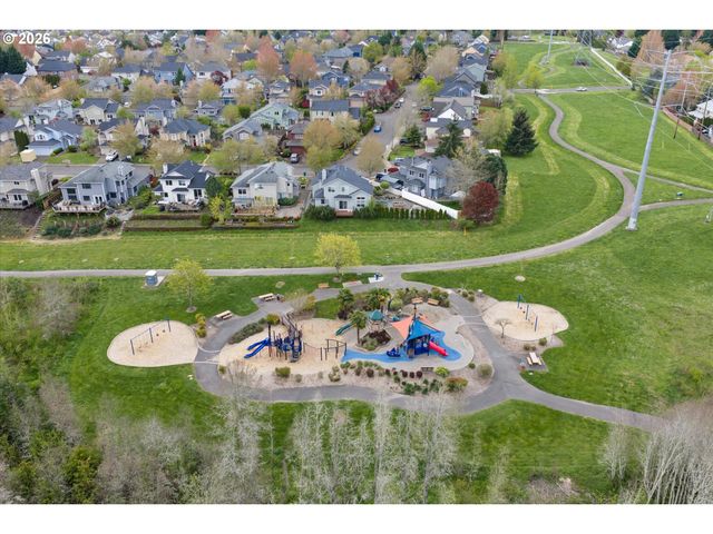 5449 Nw PREAKNESS Ter, Portland, OR 97229