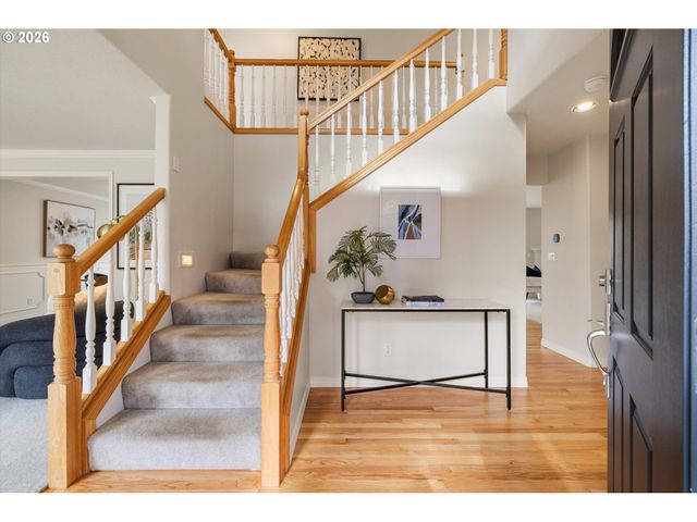 5449 Nw PREAKNESS Ter, Portland, OR 97229