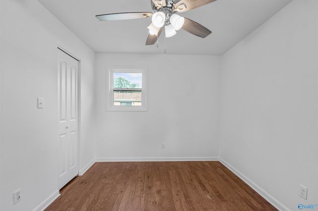 2421 Yorkshire Drive SW, Huntsville, AL 35803