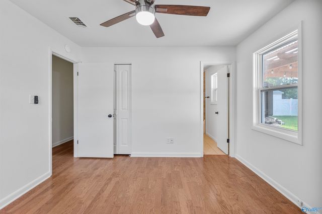 2421 Yorkshire Drive SW, Huntsville, AL 35803