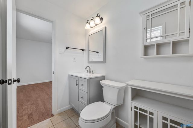 2421 Yorkshire Drive SW, Huntsville, AL 35803