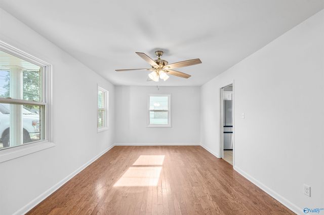 2421 Yorkshire Drive SW, Huntsville, AL 35803