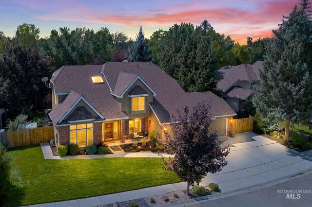 8019 W Innsbrook Ct, Boise, ID 83704 property photo