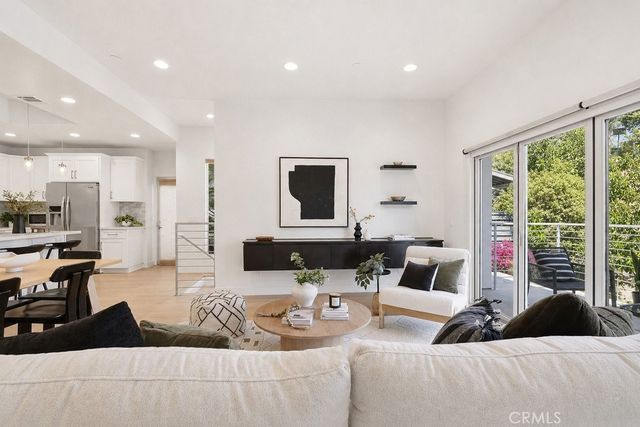 2705 W Lytelle, Los Angeles, CA 90065