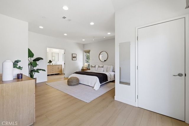 2705 W Lytelle, Los Angeles, CA 90065