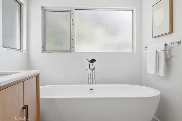 2705 W Lytelle, Los Angeles, CA 90065