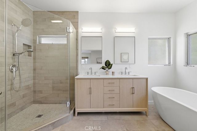 2705 W Lytelle, Los Angeles, CA 90065