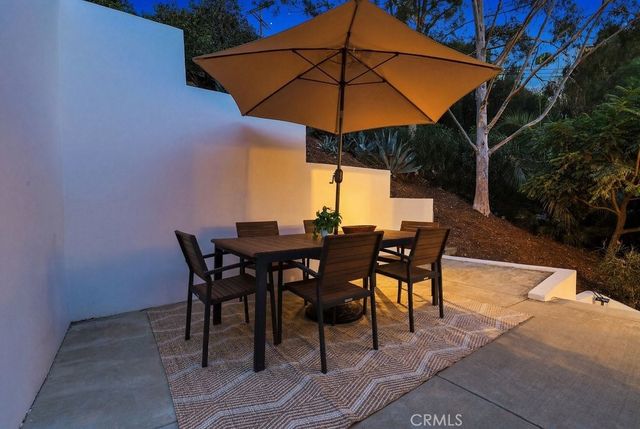2705 W Lytelle, Los Angeles, CA 90065
