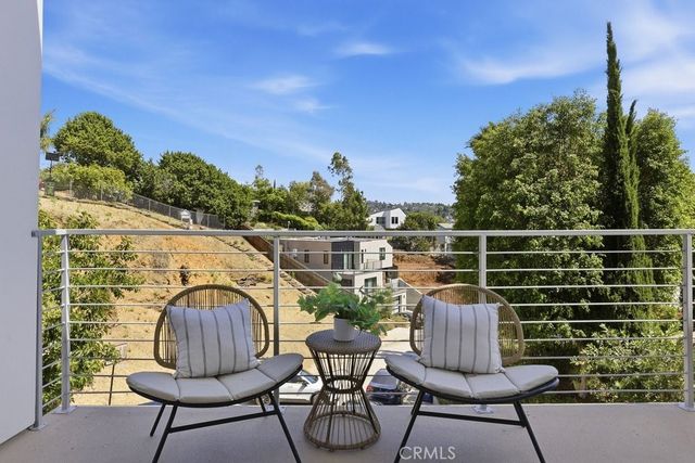 2705 W Lytelle, Los Angeles, CA 90065