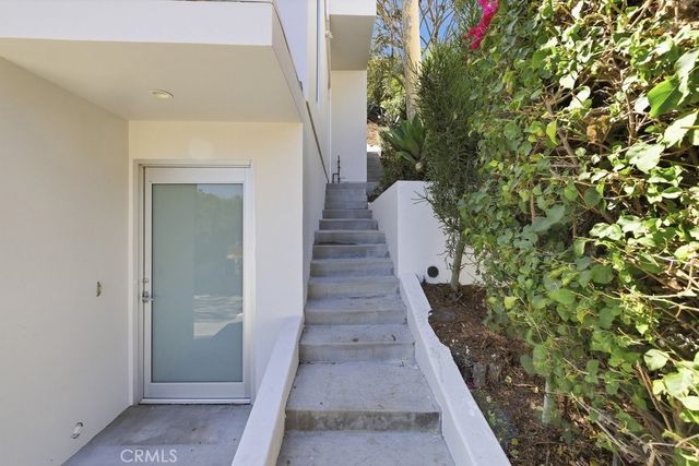 2705 W Lytelle, Los Angeles, CA 90065