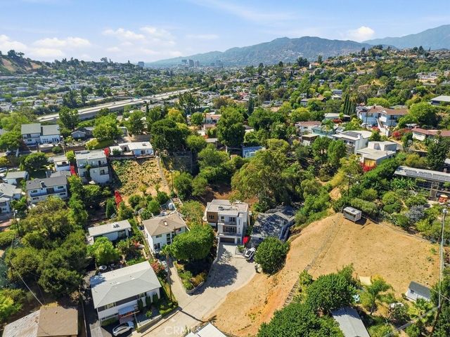2705 W Lytelle, Los Angeles, CA 90065