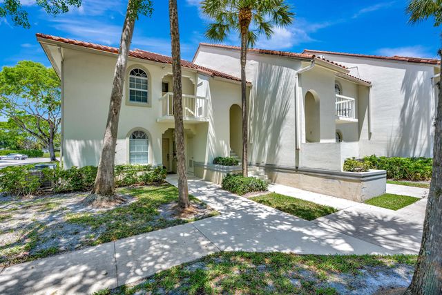 229 Cypress Point Drive, Palm Beach Gardens, FL 33418