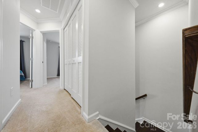 1221 Queen Lyon Court, Charlotte, NC 28205