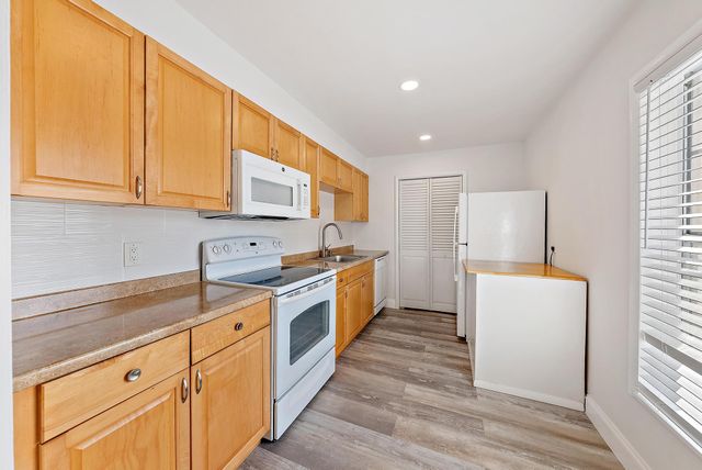 292 Cape Cod Circle B, Lake Worth, FL 33467