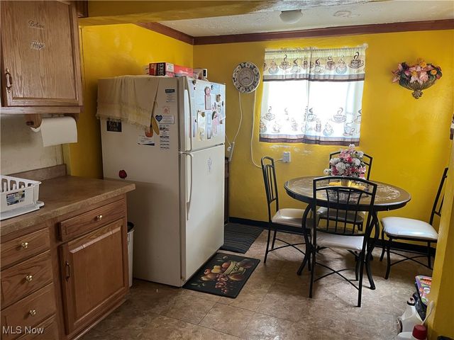 152 Regent Street, Youngstown, OH 44507