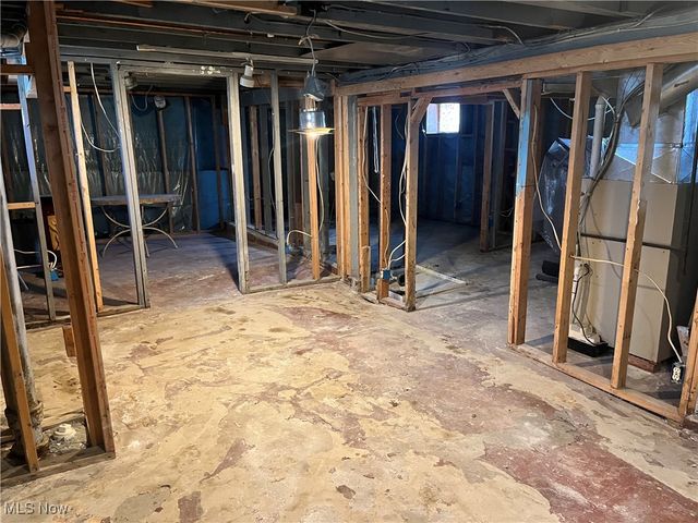 152 Regent Street, Youngstown, OH 44507