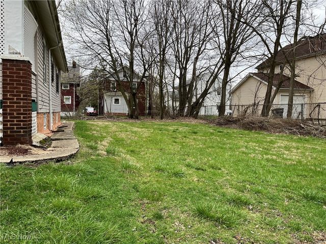 152 Regent Street, Youngstown, OH 44507