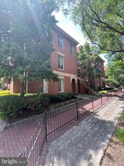 3 ANDREW PL #R98, Baltimore, MD 21201