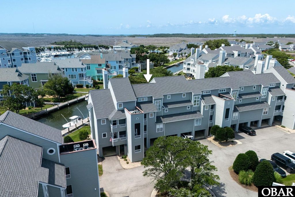 Image 2 of property listing at 325 Pirates Way # 325D, Manteo, NC 27954