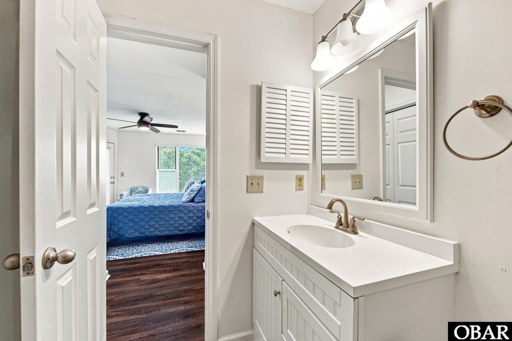 Image 19 of property listing at 325 Pirates Way # 325D, Manteo, NC 27954