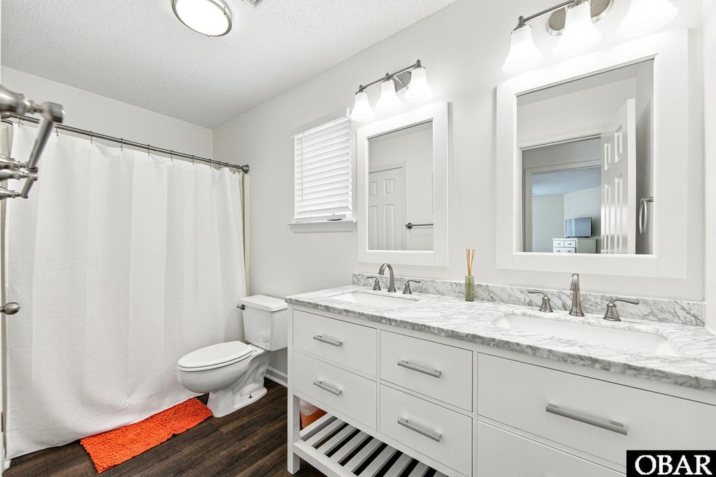Image 30 of property listing at 325 Pirates Way # 325D, Manteo, NC 27954