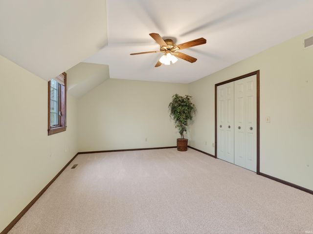416 Hawthorne Place, Auburn, IN 46706